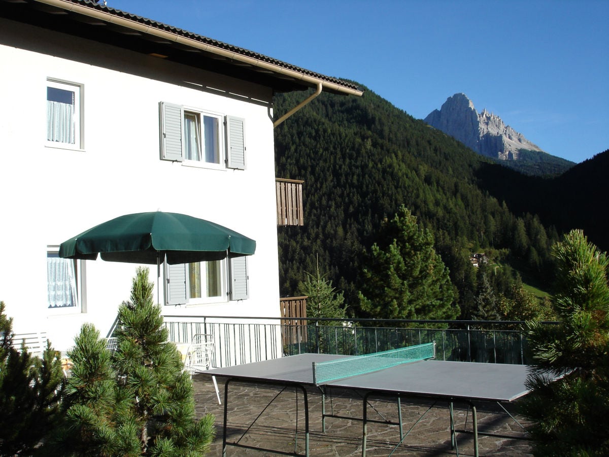 Terrasse mit Bergblick