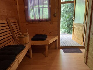 Gemütliche Sauna zur Alleinnutzung im Grünen
