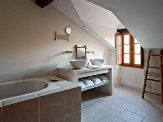 Castello Bourg-de-Visa Caratteristiche 25