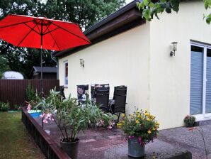 Holiday house Gemütliches Ferienhaus in Dorf Gutow am Meer - Welzin - image1