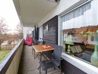 großer Sonnenbalkon