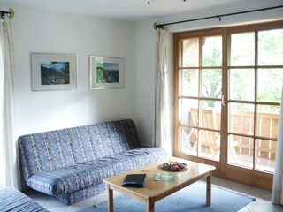 Wohnzimmer mit Schlafsofas