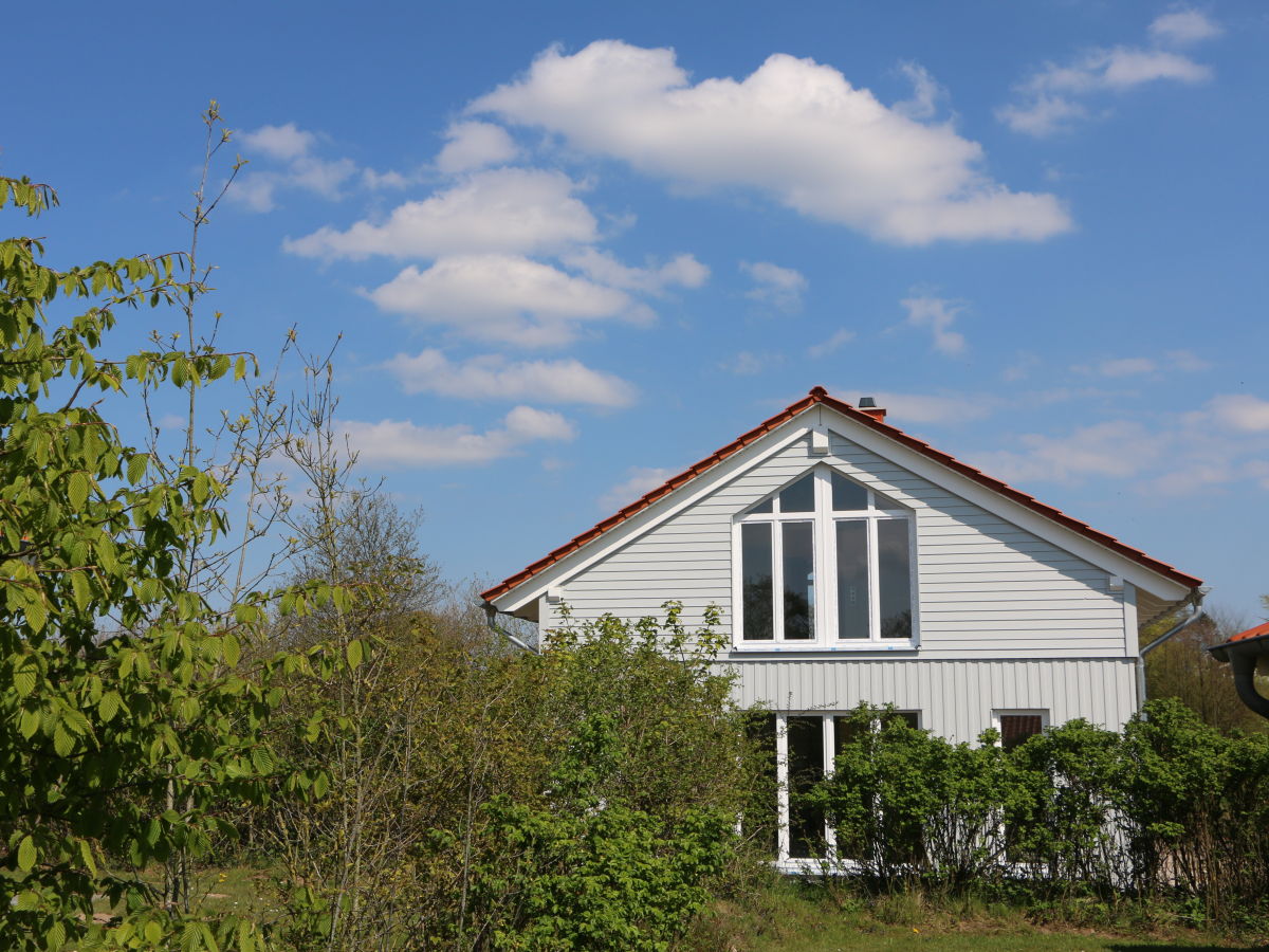 Ferienhaus Marina Hülsen - Das Rapsblütenhaus, Kosel, Firma E|CON