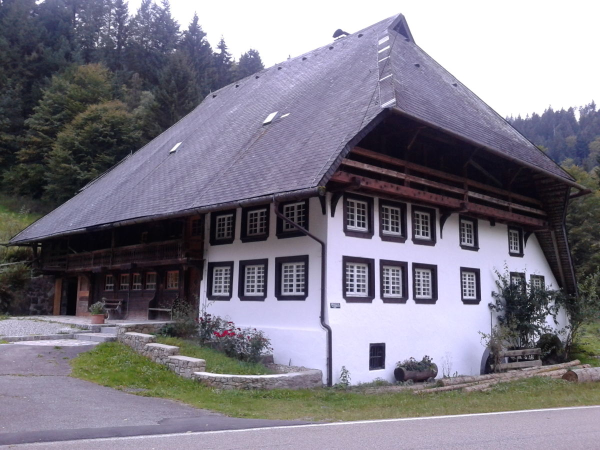 Wälderhaus from road side