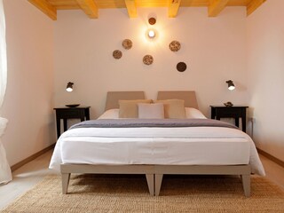 Schlafzimmer 4