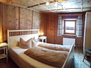 Schlafzimmer 2 aus Zirbenholz