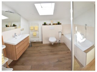 Badezimmer Wohnung 8