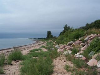 Naturstrand in der Nähe des Hauses