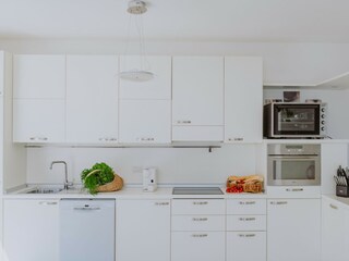 Villa Gardone Riviera Features 24