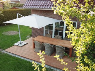 32m² sun deck with a large parasol