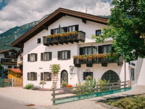im Gästehaus Riesch |große Ferienwohnung - Garmisch-Partenkirchen - image1