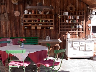 Gemütliche Abende am runden Tisch