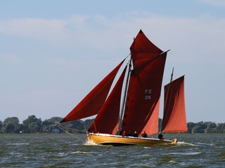 Zeesenboot vor Althagen