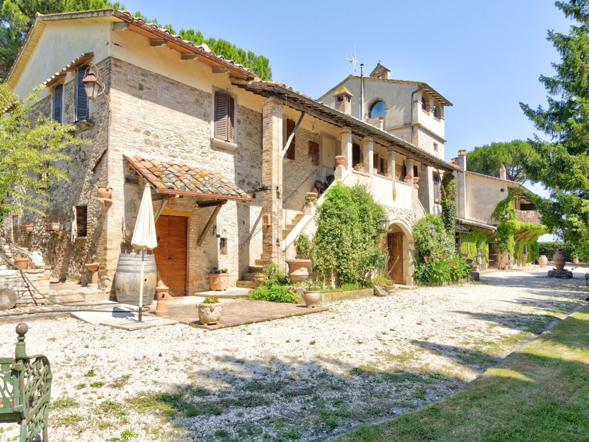 Bauernhof Marsciano Außenaufnahme 2