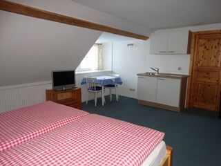 Essplatz und Miniküche