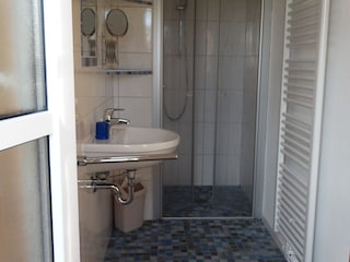 Duschraum mit WC