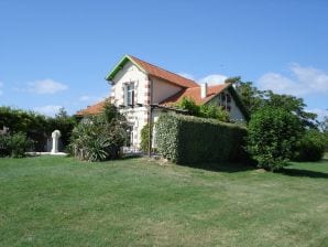 Cottage Roche Batard - Barzan - image1