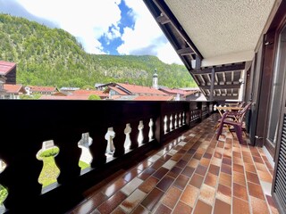 Balkon mit Abendsonne