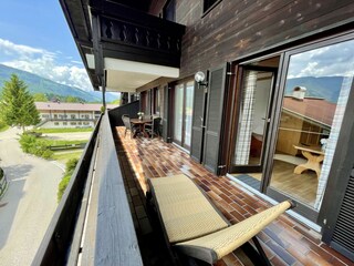 Großer Balkon Süd/Ostlage