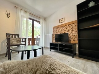 Wohnzimmer mit Balkon