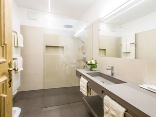 Holiday apartment Meran Bathroom 16