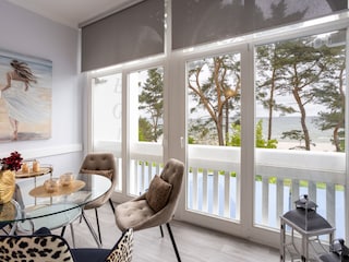 bodentiefe Fenster zum Öffnen und Meerblick