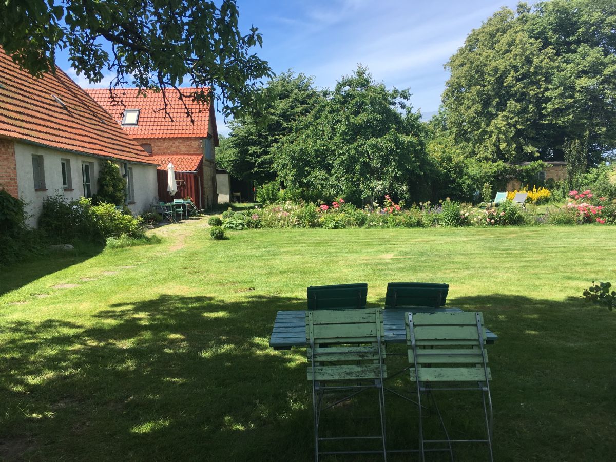 essen im garten ferienwohnung casa azul auf hof jumne saal in vorpommern essen im garten ferienwohnung casa azul auf hof jumne saal in vorpommern