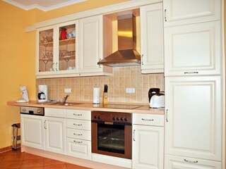 High-quality, fully equipped kitchen