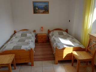 Schlafzimmer 2