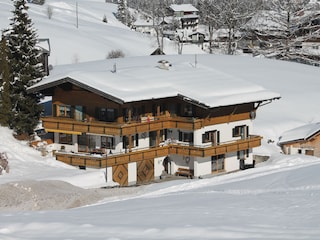Von der Skipiste aufs Haus