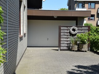 Haus Triton, zum Eingang