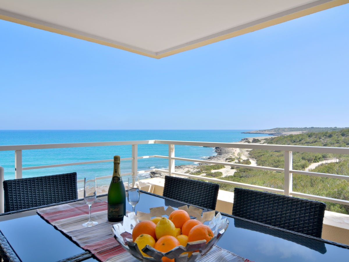 Balkon mit Blick zum Meer und zum Naturschutzgebiet