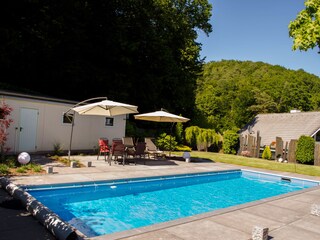 Sonnenterasse mit Pool