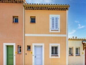 Holiday house Comfortable holiday home with swimming pool - Arles - image1