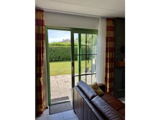 Wohnzimmer mit Garten