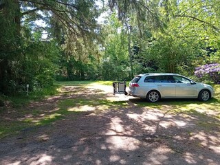 großer Parkplatz