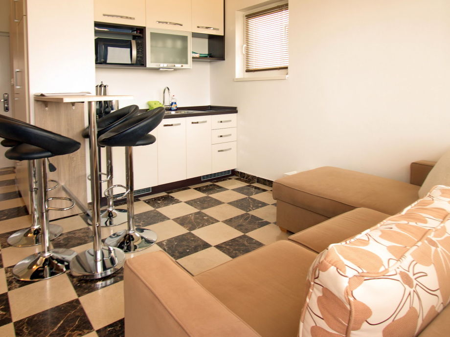 ferienwohnung angelika, nordalmatien,nin firma Küchenzeile Mit Esstheke ~ ferienwohnung angelika, nordalmatien,nin firma