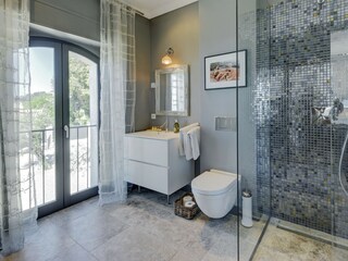 Villa Grasse Caratteristiche 17