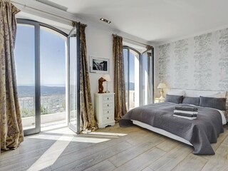 Villa Grasse Caratteristiche 18