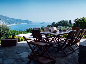 Villa Tea
