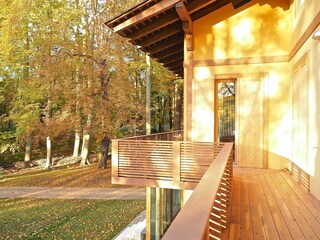 bel étage balcony in the autumn