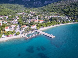 Der kleine Ort Zaostrog mit dem schönen Strand