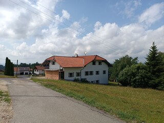 Blick von Osten auf Haus