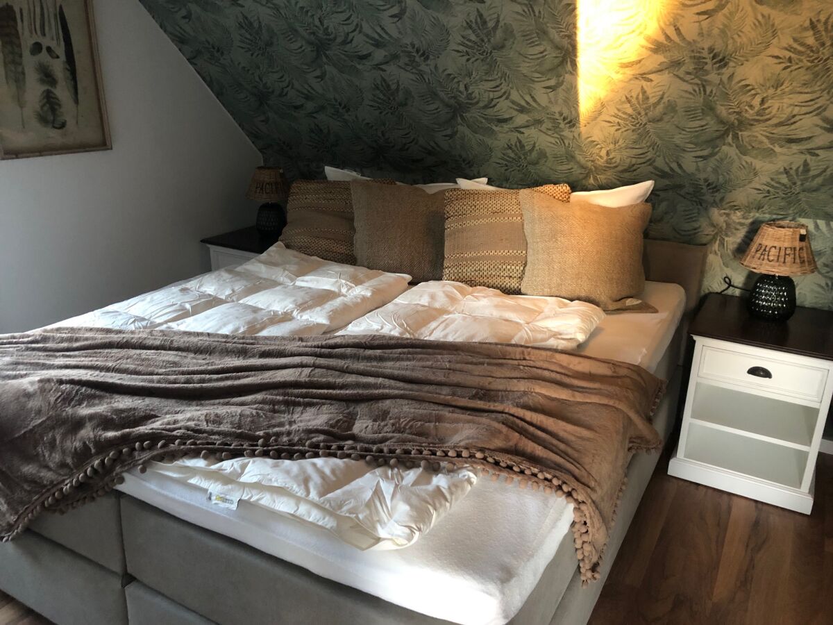 Schlafzimmer mit Ankleide