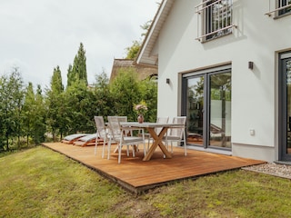 Terrasse mit Seeblick