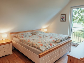 Schlafzimmer 1 mit Seeblick