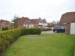 Grillplatz, Stellplatz und Fahrradschuppen