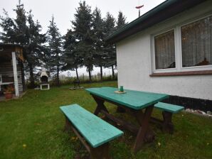 Gemuetlicher Bungalow in Stove an der Ostsee - Rerik Area - image1