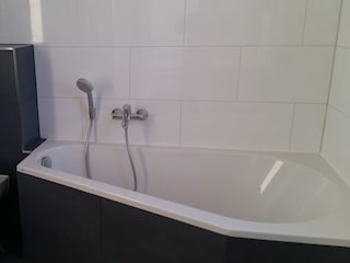 Badewanne Bad 1von3