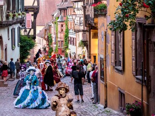 Fest im Juni in Riquewihr